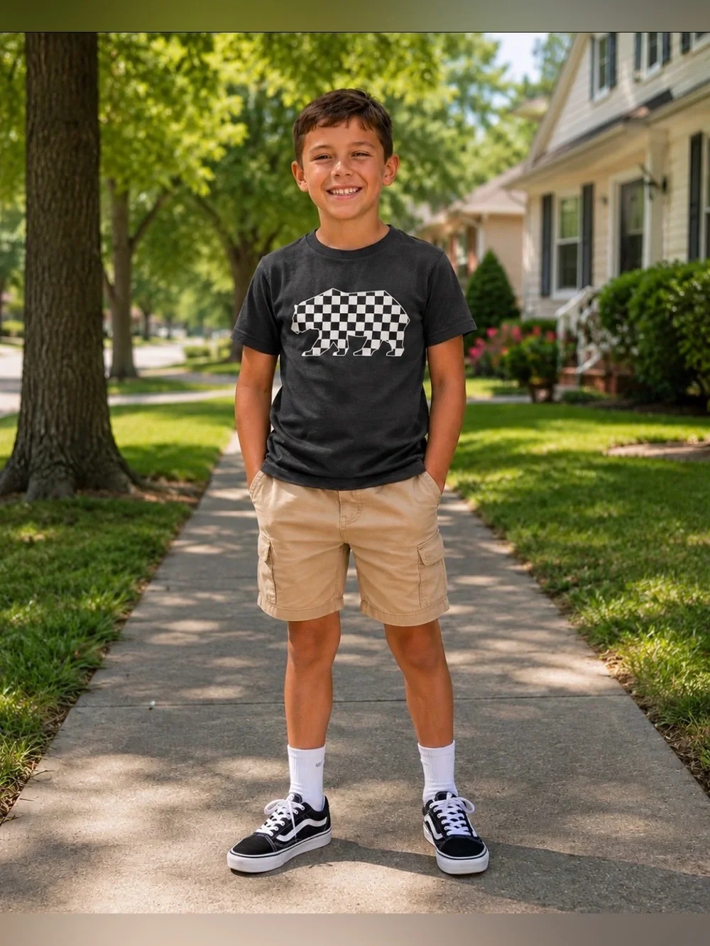 Old Navy Graphic T-Shirt. Boys‎ 8.